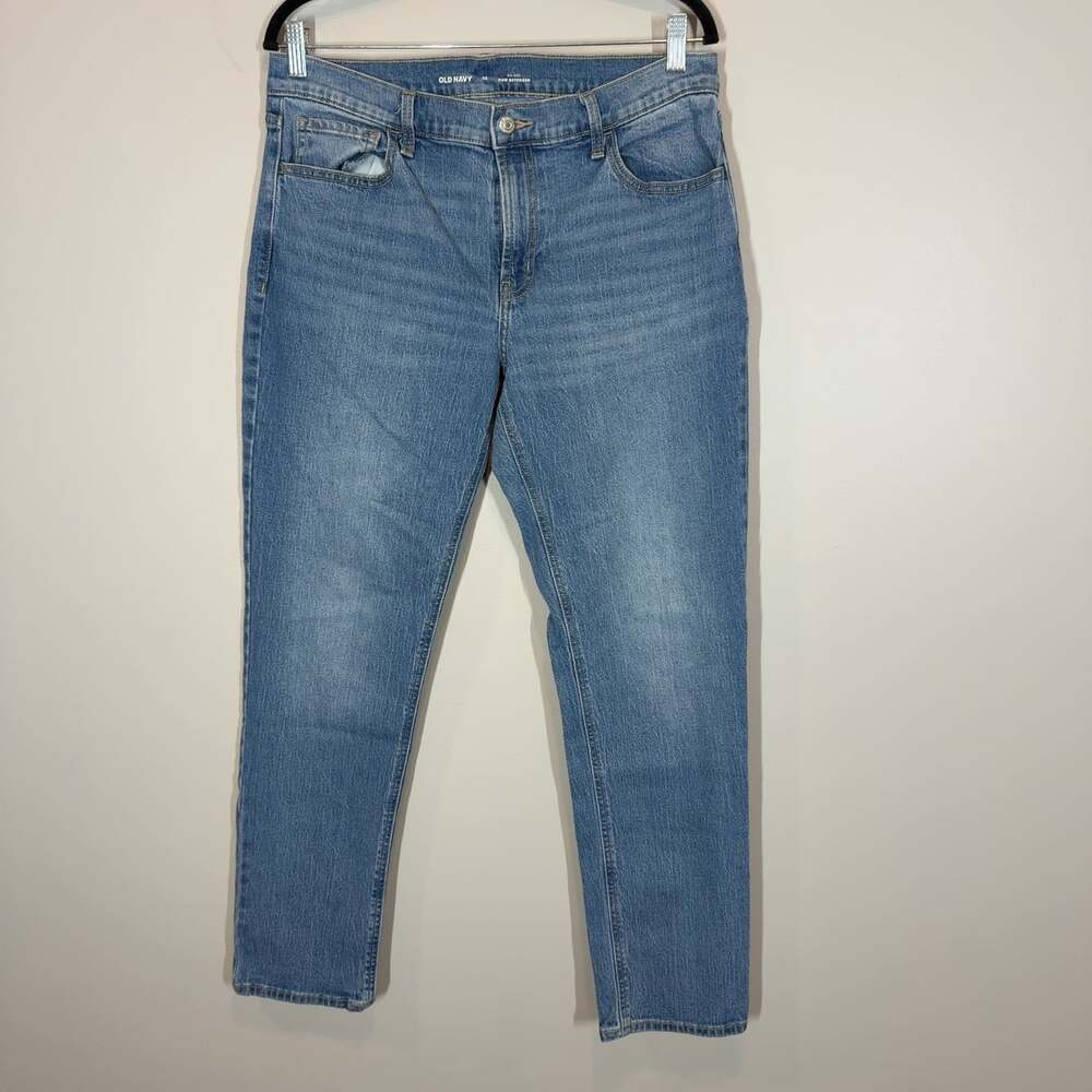 Old Navy The Boyfriend Jeans Women's Size 12 Mid-Rise Wow Medium Wash Denim